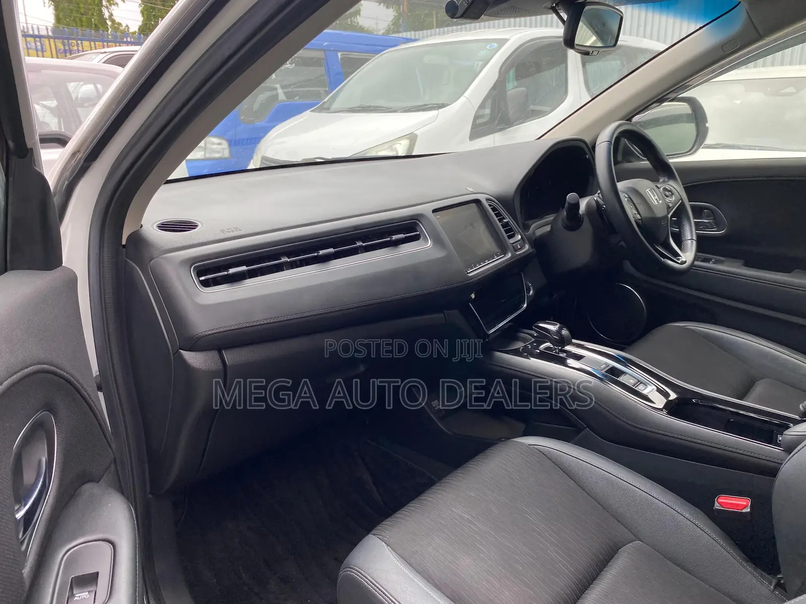 Honda Vezel 2018 White