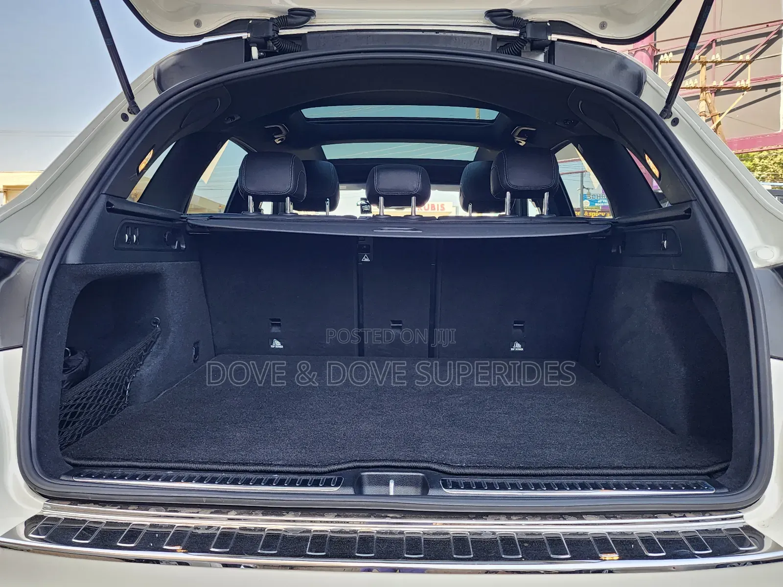 Mercedes-Benz GLC-Class 2019 White