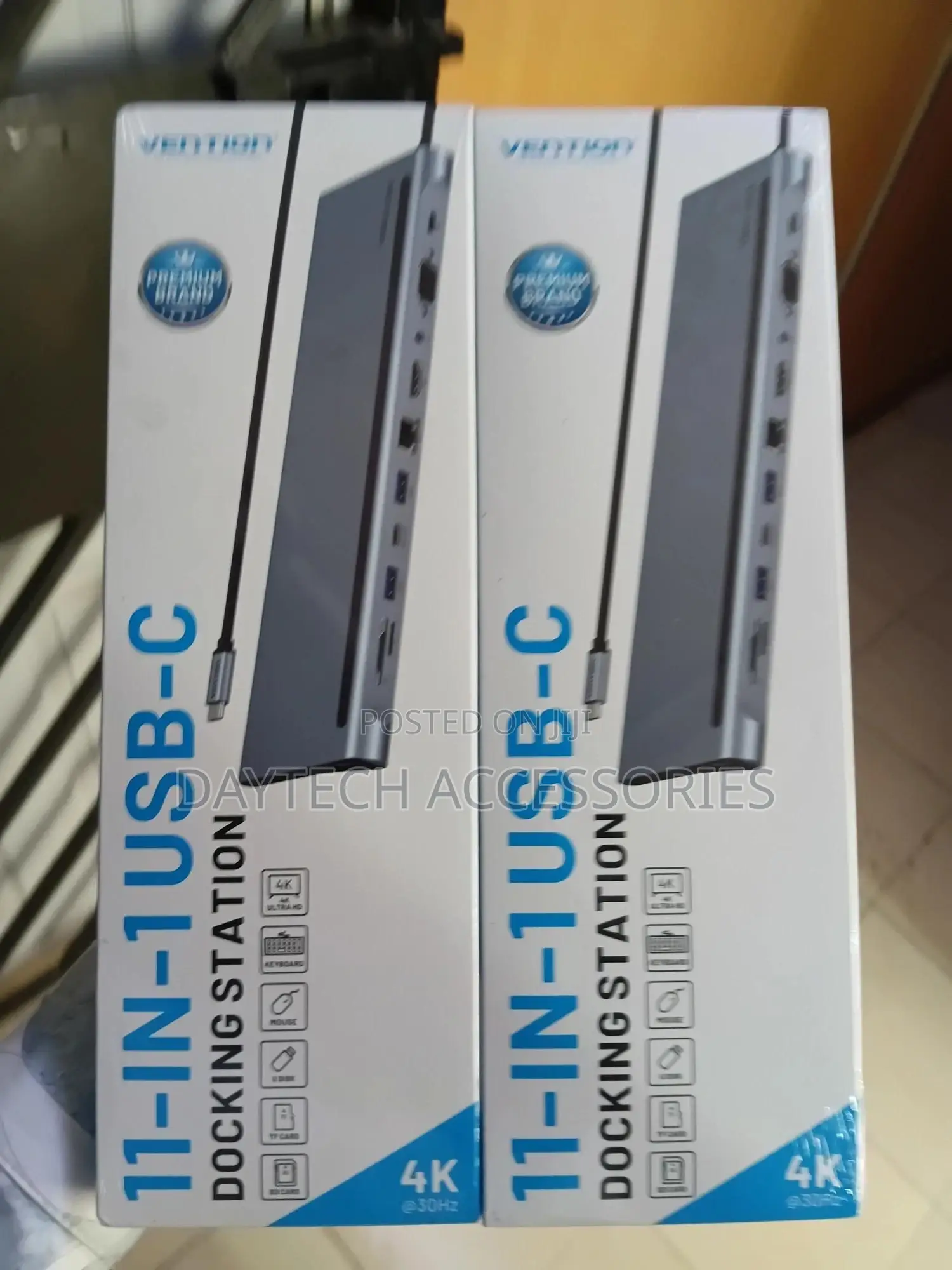 This Is a Vention 11-in-1 Usb-C Multi-Functional Docking Station.