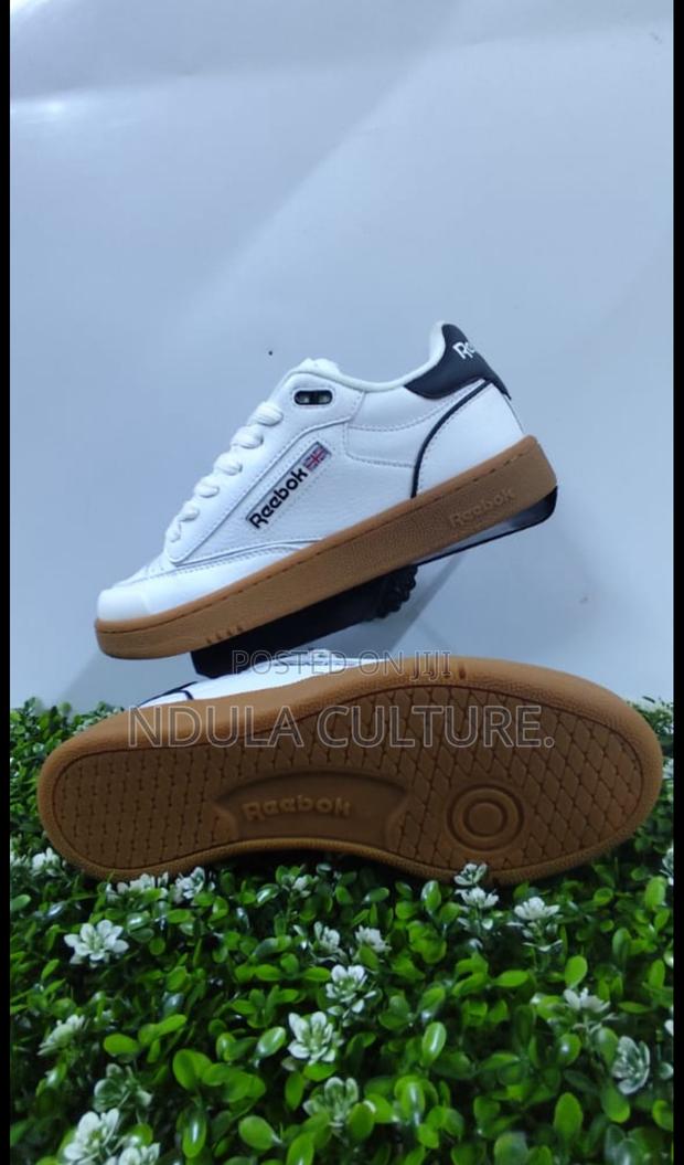 Old School Reeboks Classic - thumbnail 9
