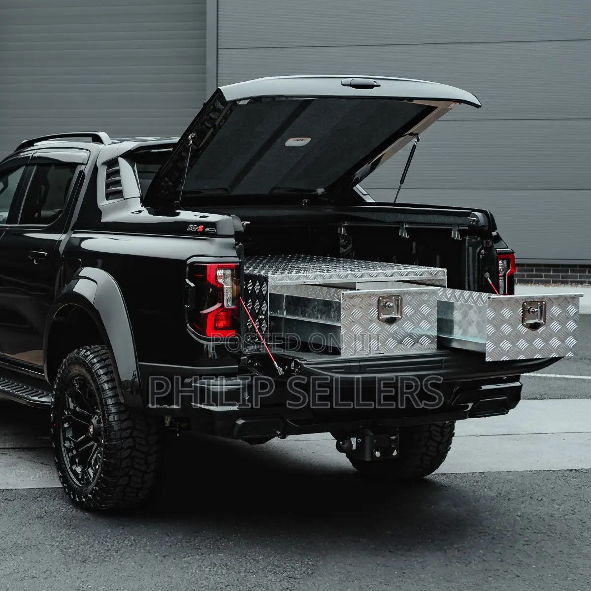 Alpha Sc-Z Sports Tonneau Referred to as a Full Box Cover