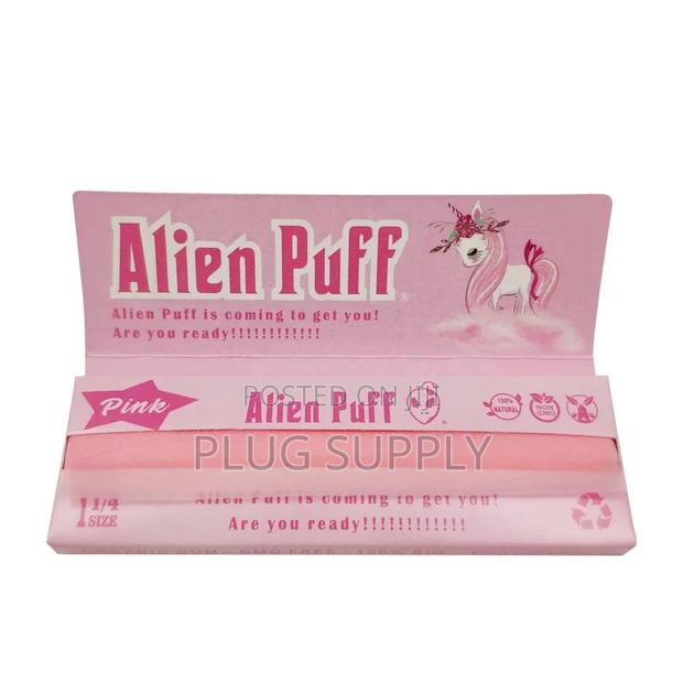 Alien Puff 1 1/4 Size Pink Rolling Papers - main view