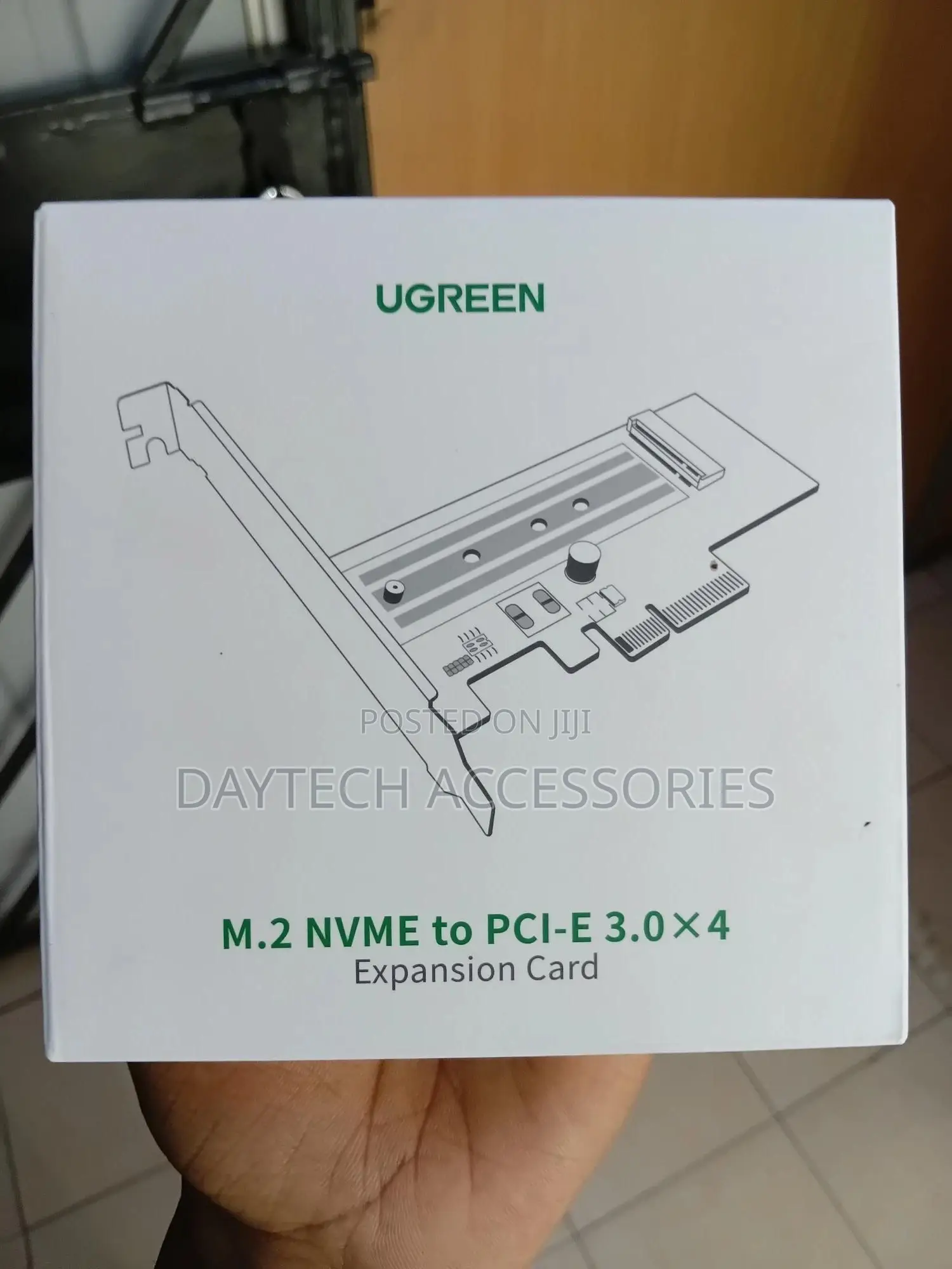 Ugreen M.2 Nvme to Pci-E3.0 Express Card With M.2 Sata - Cm302