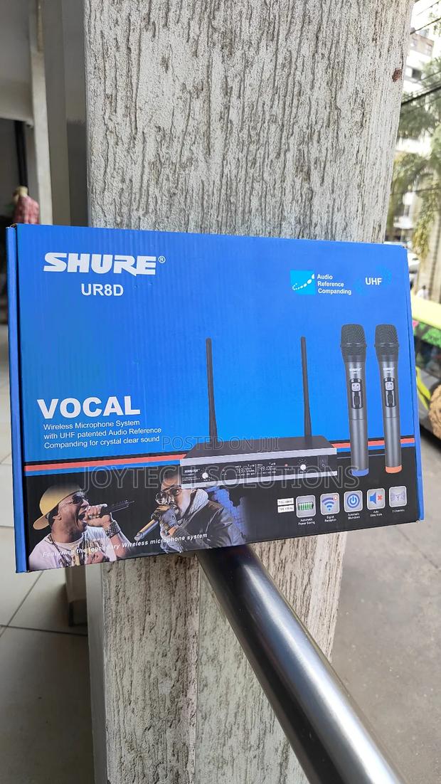Shure Ur8d Dual Channels Wireless Microphones