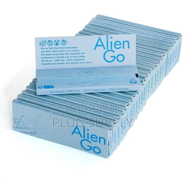 Alien Go 1 1/4 Size Blue Rolling Papers - thumbnail 6