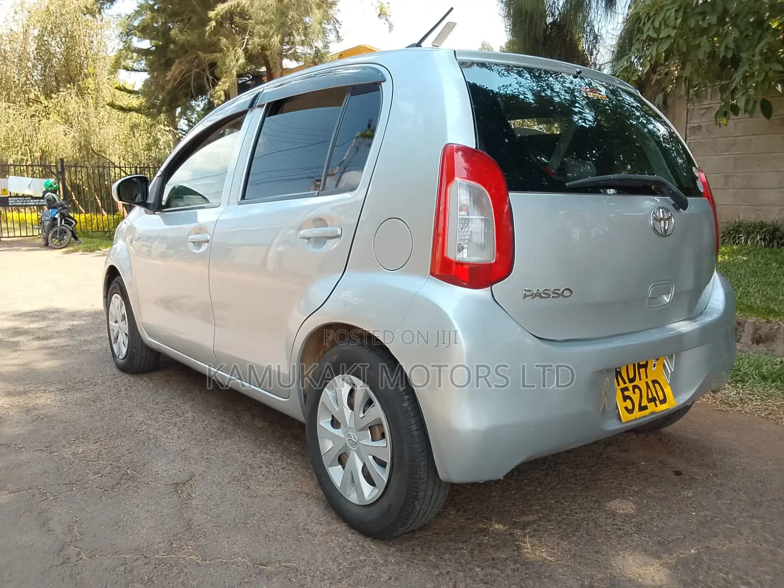 Toyota Passo 2015 Silver