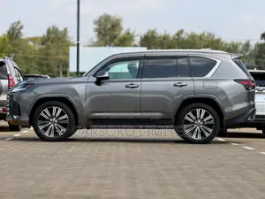 Lexus LX LX 600 2023