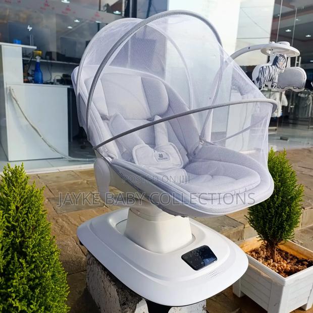 Deluxe Multi-Motion Electric Baby Cradle Swing - thumbnail 4