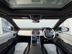 Land Rover Range Rover Sport SVR 4x4 2020 Blue