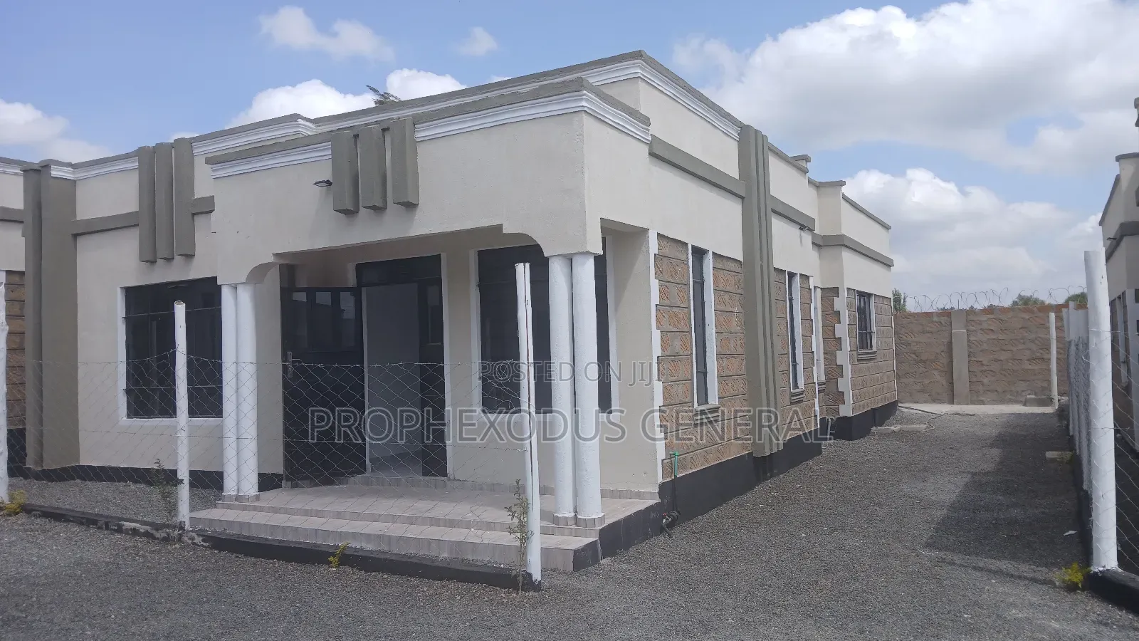 3bdrm Bungalow in Nkoroi for rent