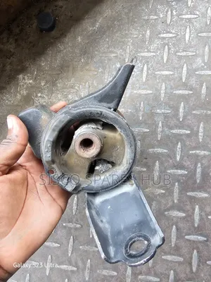 Gear Box Mounting Honda Fit