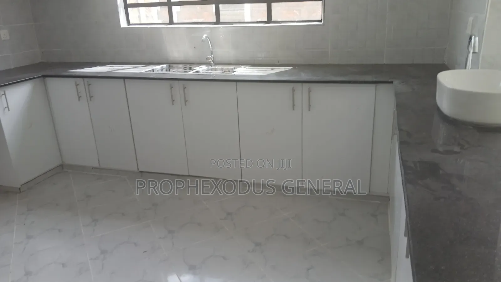 3bdrm Bungalow in Nkoroi for rent