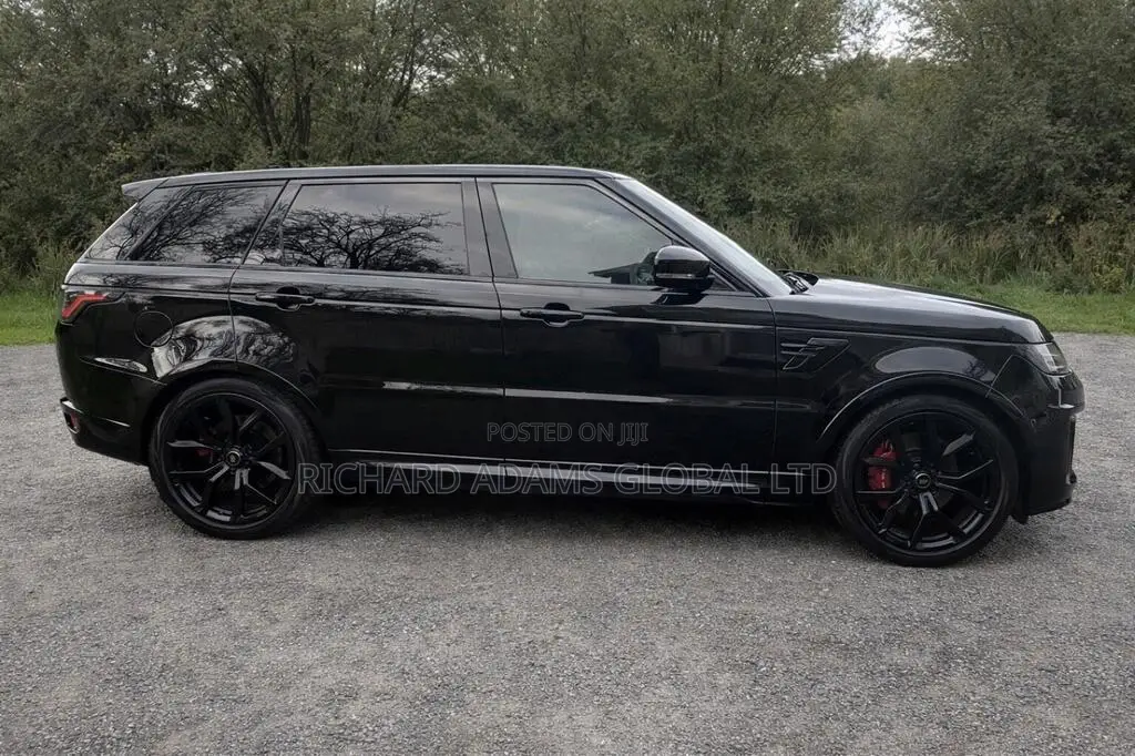 Land Rover Range Rover Sport SVR 4x4 2020 Black