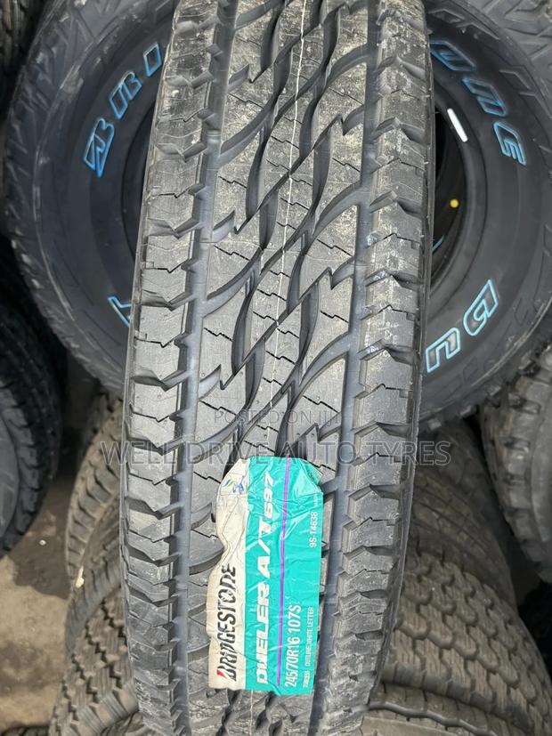 245/70r16 Bridgestone a/T 697 - main view