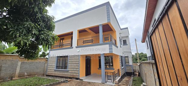 5bdrm House in Kmls, Ngong CBD for sale - main view