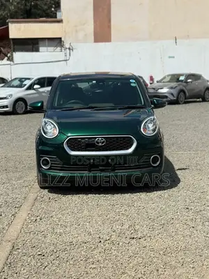 Toyota Passo 1.0 AWD 2018 Green