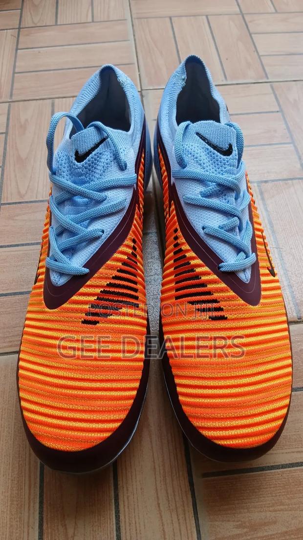 Nike Phantom Soccer Boots 39-44 - thumbnail 2