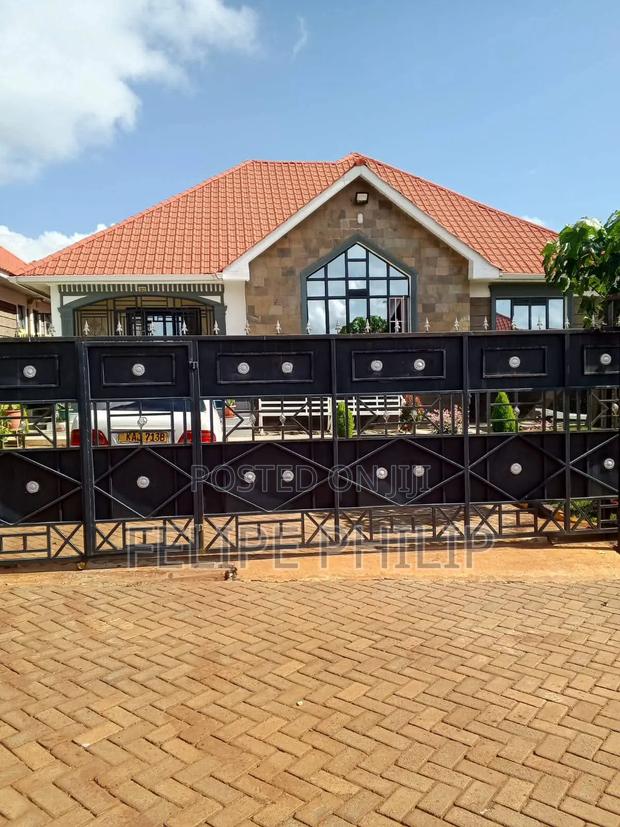 4bdrm Bungalow in Brooke View Estate, Kenyatta Road / Theta for rent - main view