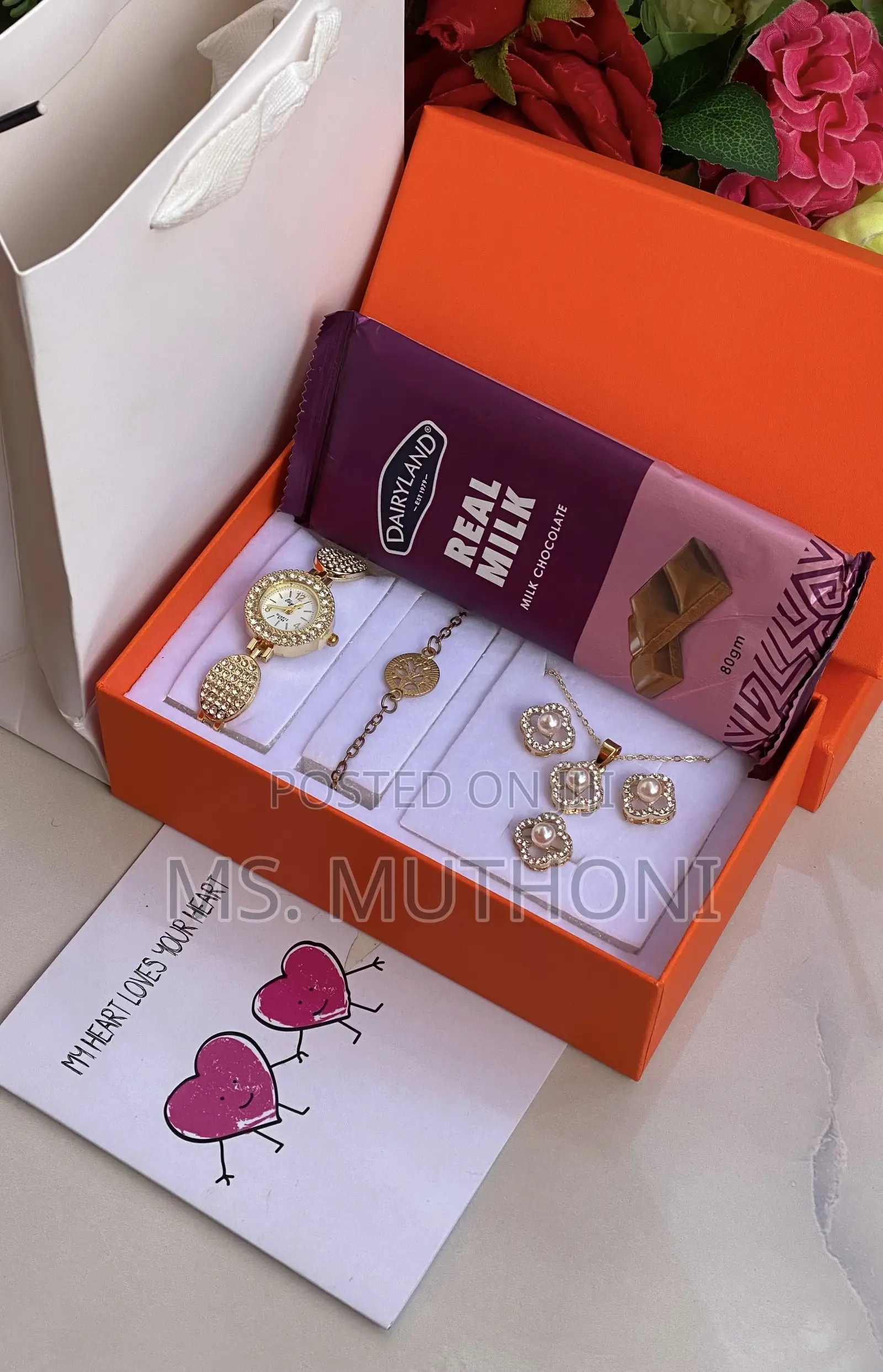  Cardburys Accessories Valentines Ladies Gift Set 