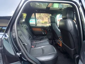 Land Rover Range Rover Vogue 2018 Black