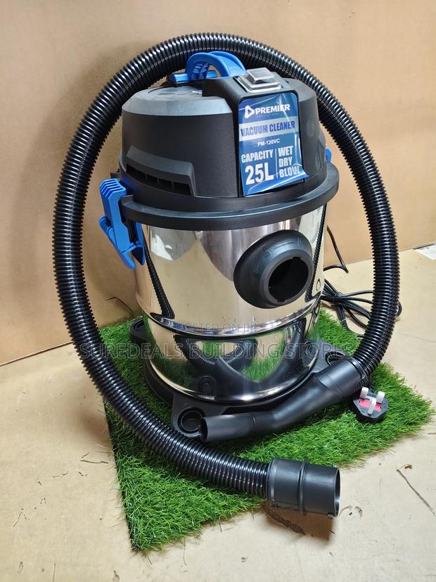 Wet And Dry Vacuum Cleaner. 25ltrs