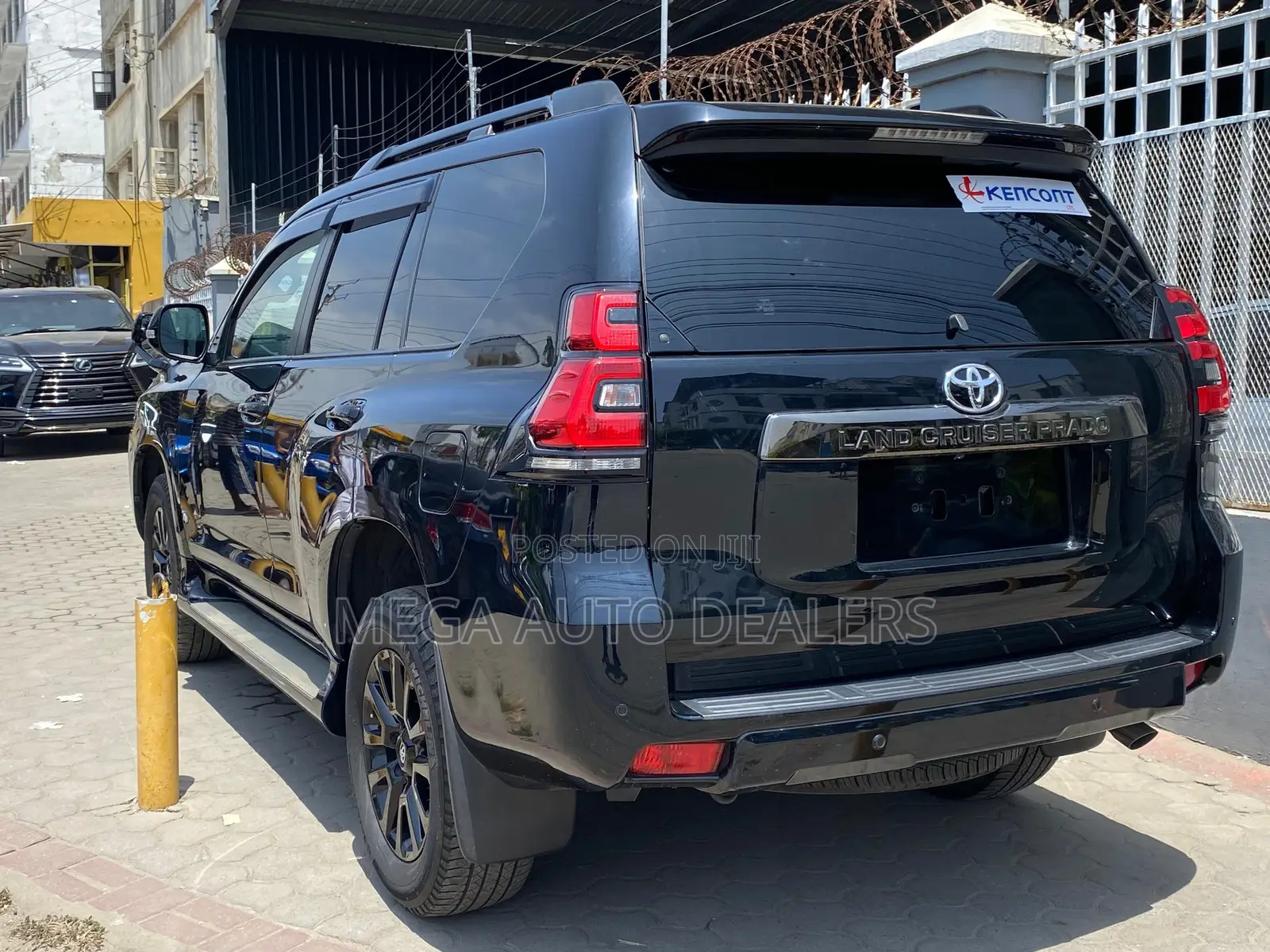 Toyota Land Cruiser Prado 2.8 2022 Black
