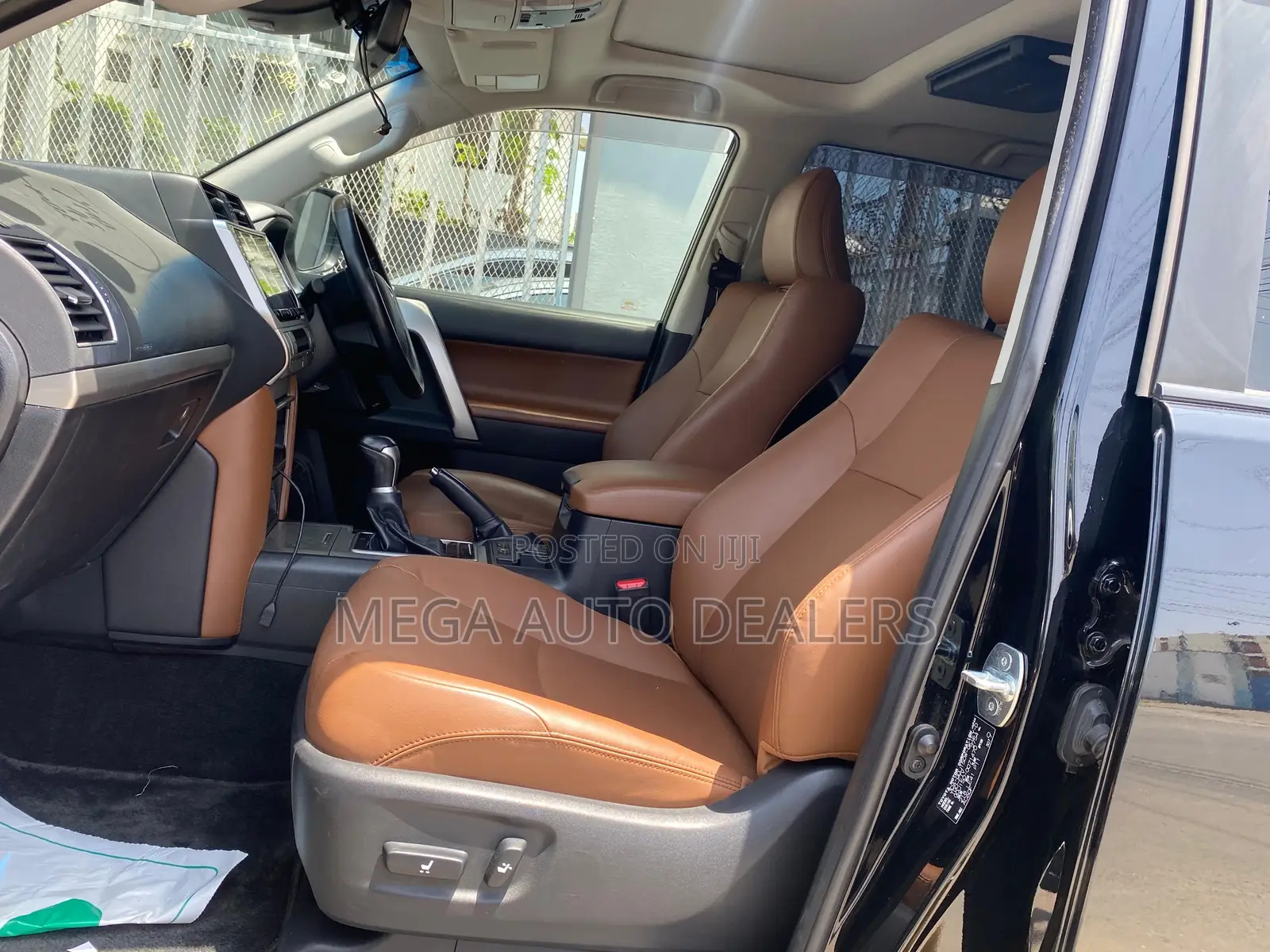 Toyota Land Cruiser Prado 2.8 2022 Black