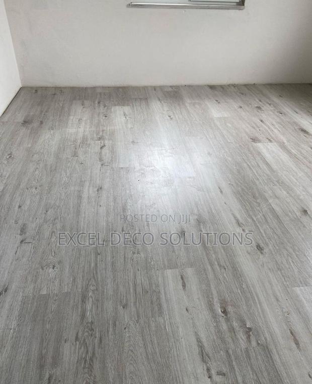 Mkeka Wa Mbao Vinyl Carpet 3mm – Cushion Back