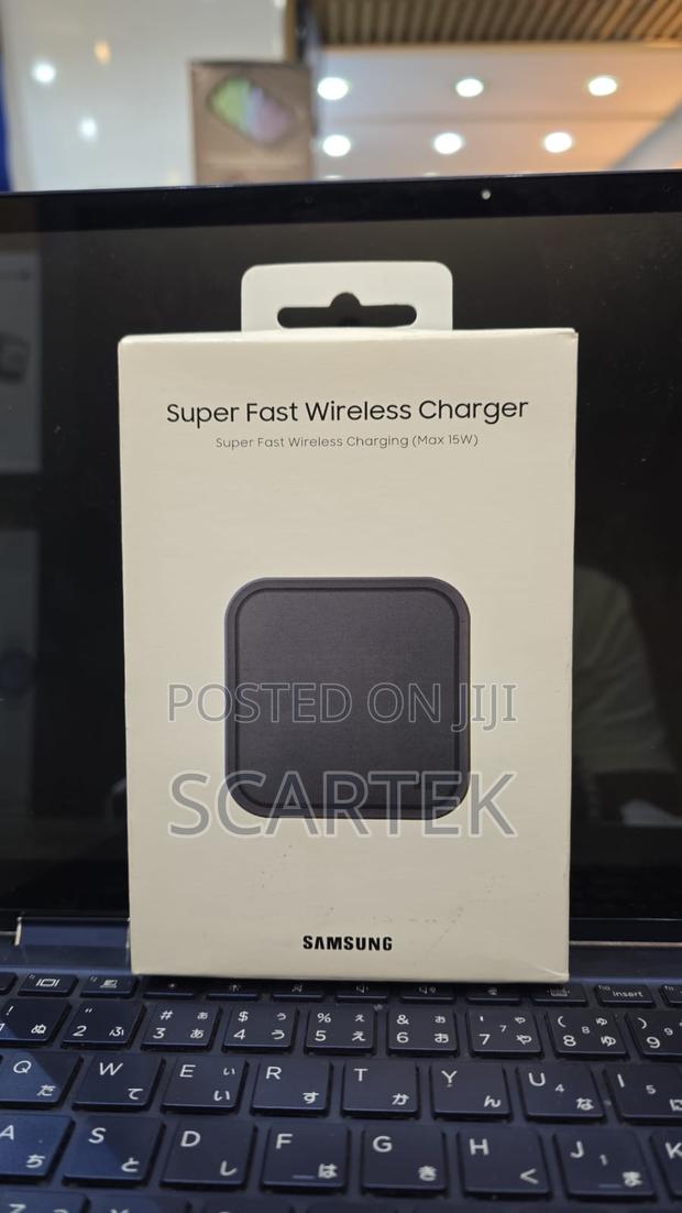 Samsung Super Fast Wireless Charger - thumbnail 2