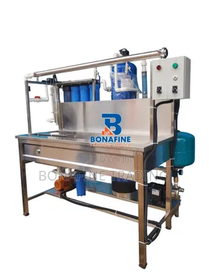 Municipal Water Purifier-Combined With Bottle Rinsing Section