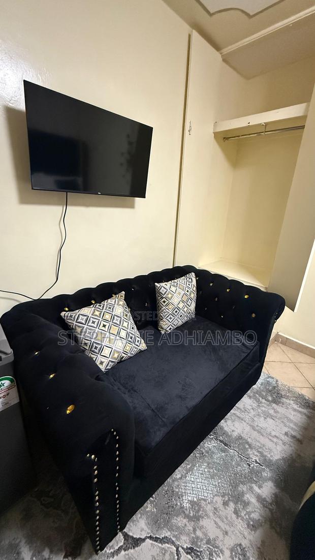 Airbnb South B - thumbnail 8