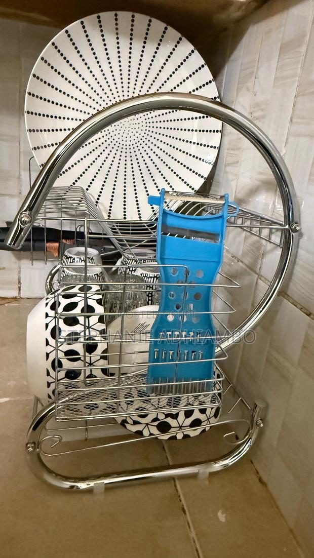 Airbnb South B - thumbnail 6