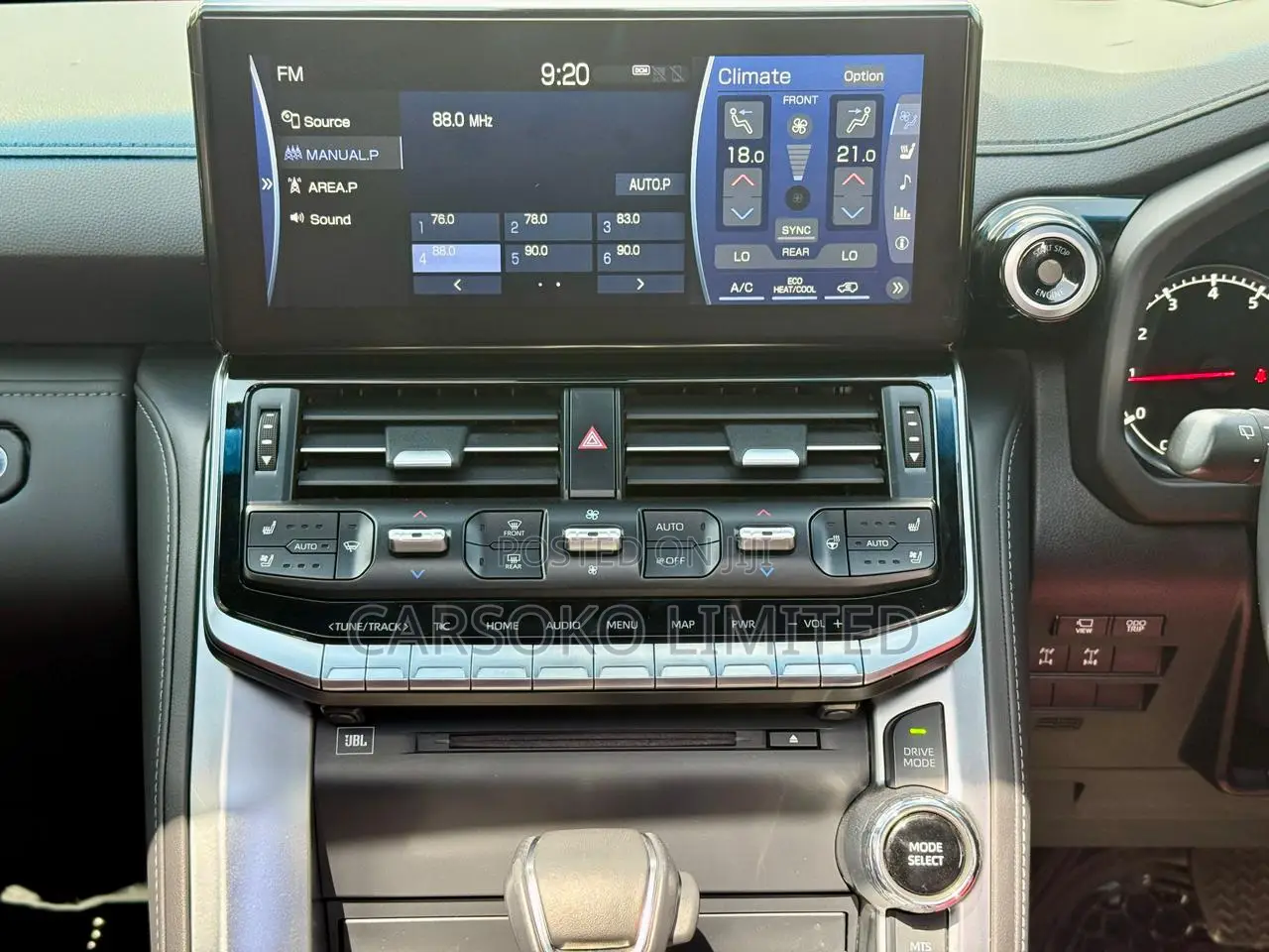 Toyota Land Cruiser LC300 2022