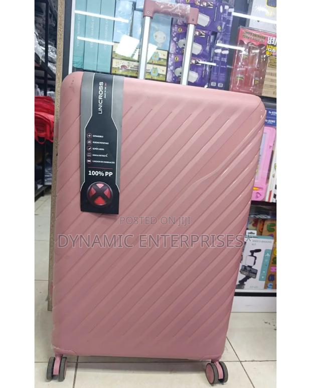 Unbreakable Suitcase - thumbnail 3