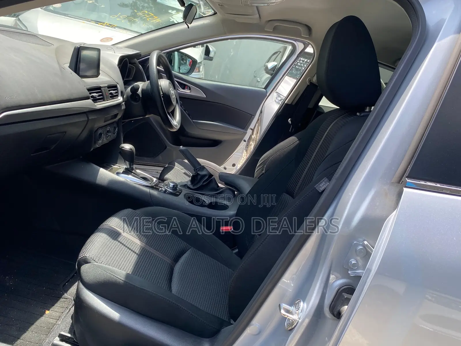 Mazda Axela 2018 Silver