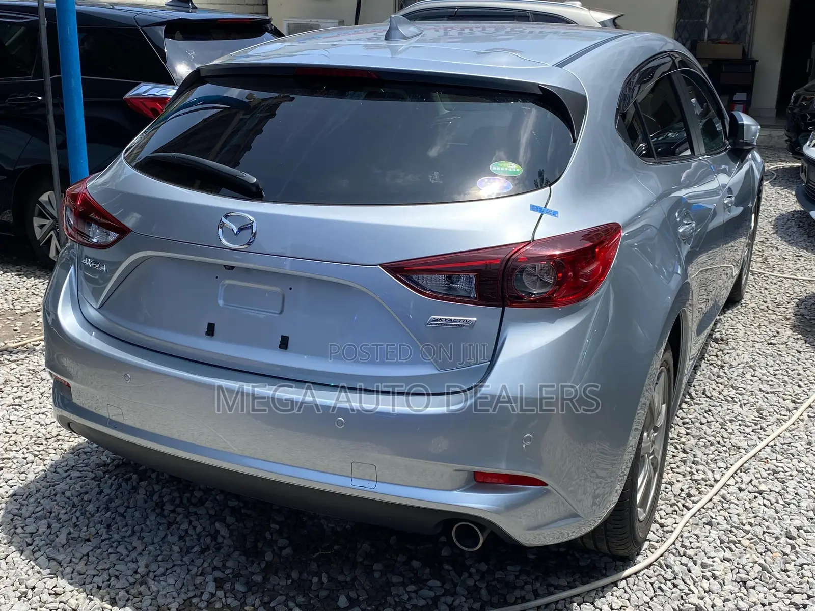 Mazda Axela 2018 Silver