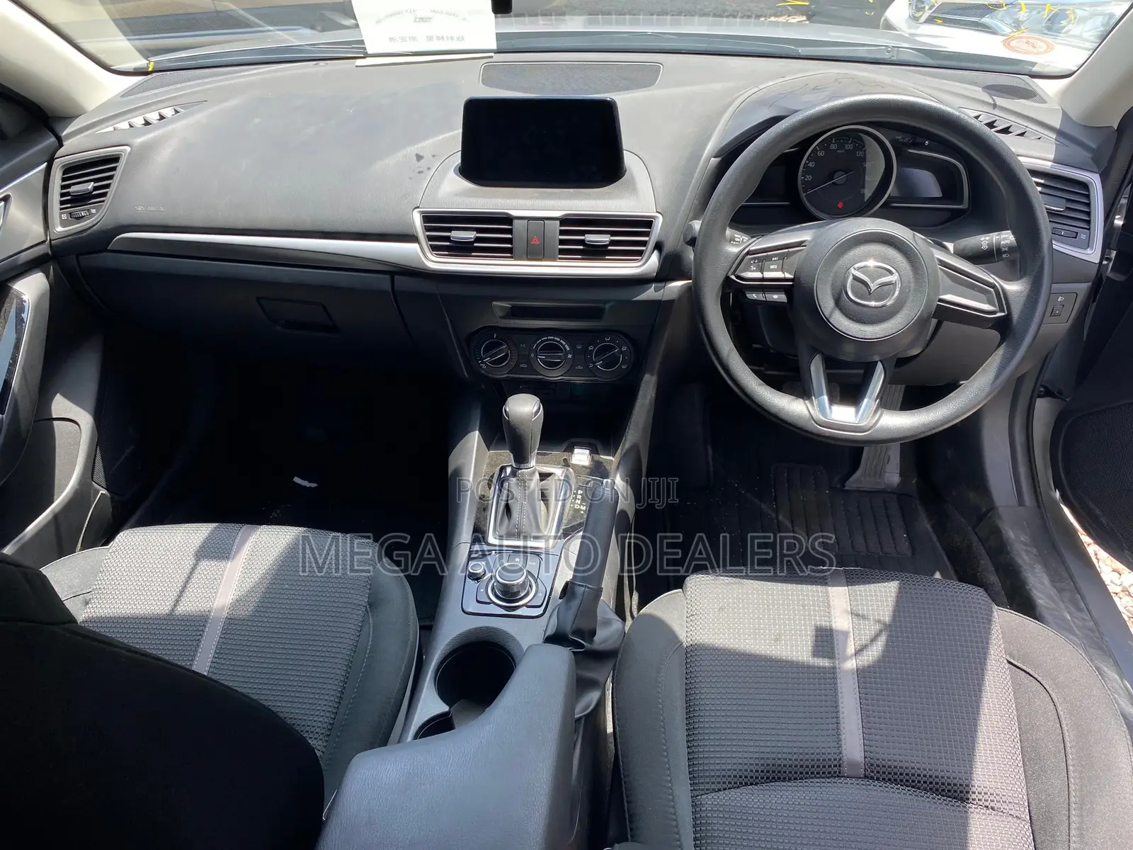 Mazda Axela 2018 Silver