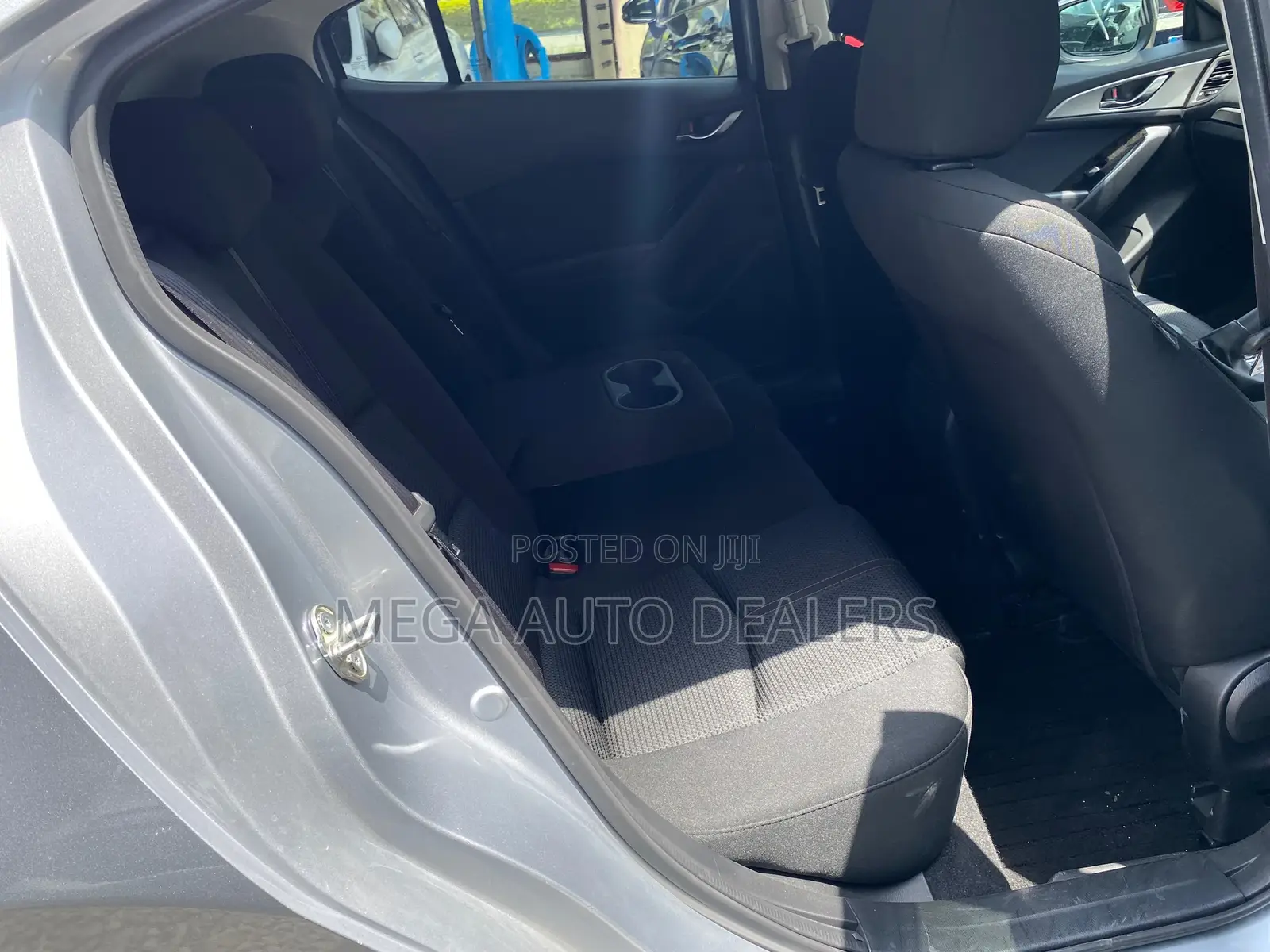 Mazda Axela 2018 Silver