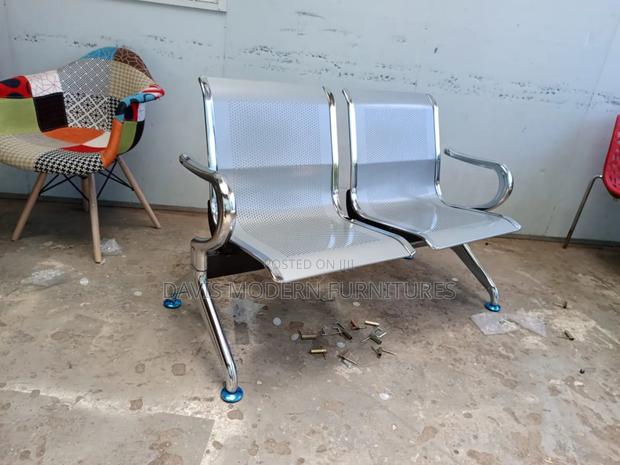 The Bench Chair - main view