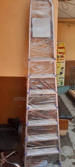 8 Steps House Hold Aluminium Ladder - thumbnail 2