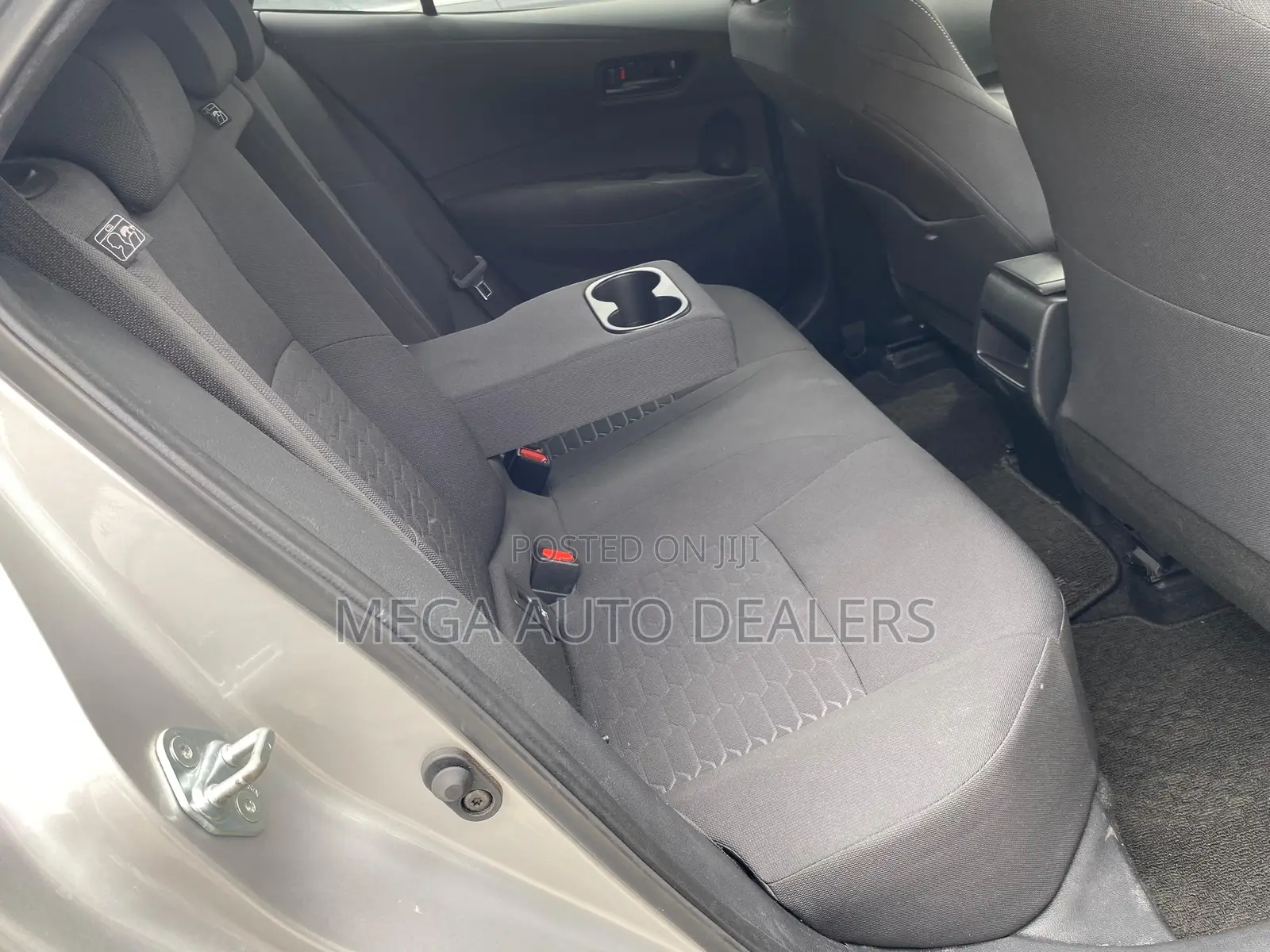 Toyota Corolla 2018 Silver