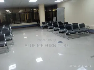 Ergonomic Visitors Chair