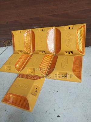 Road Studs(Cat Eyes) - main view