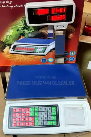 Electronic Price Computing Scale With an Integrated Printer.