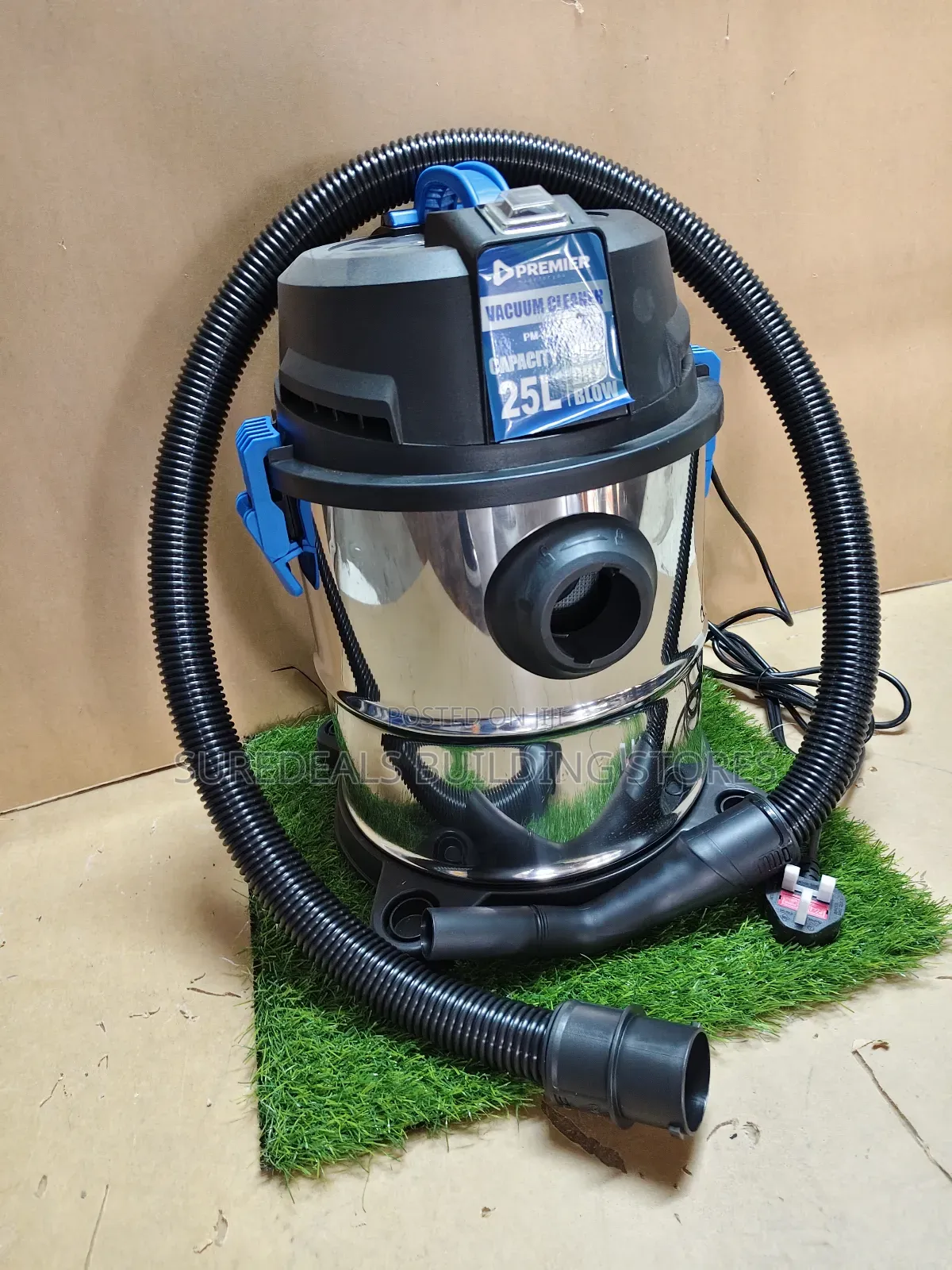 Portable Vacuum Cleaner , 25ltrs