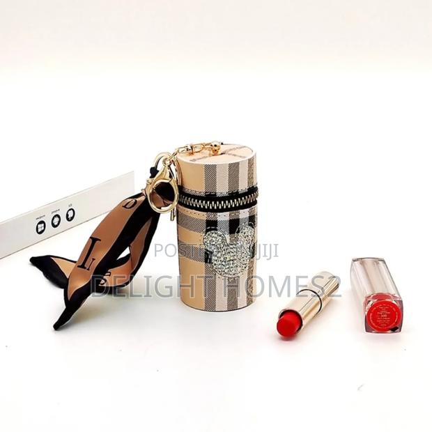 Diamond-Encrusted Lipstick Bag_st - thumbnail 3