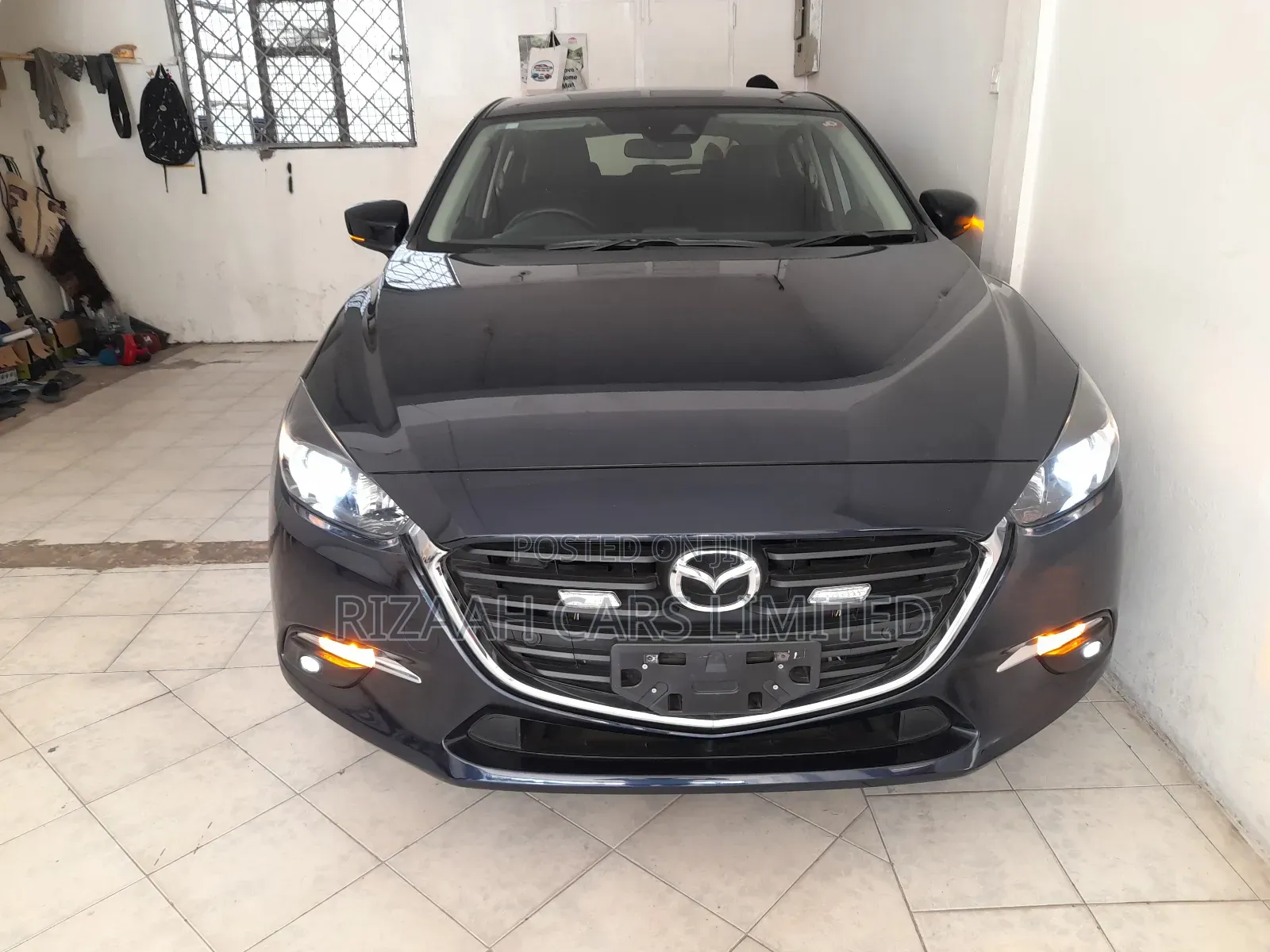 Mazda Axela 2018 Blue