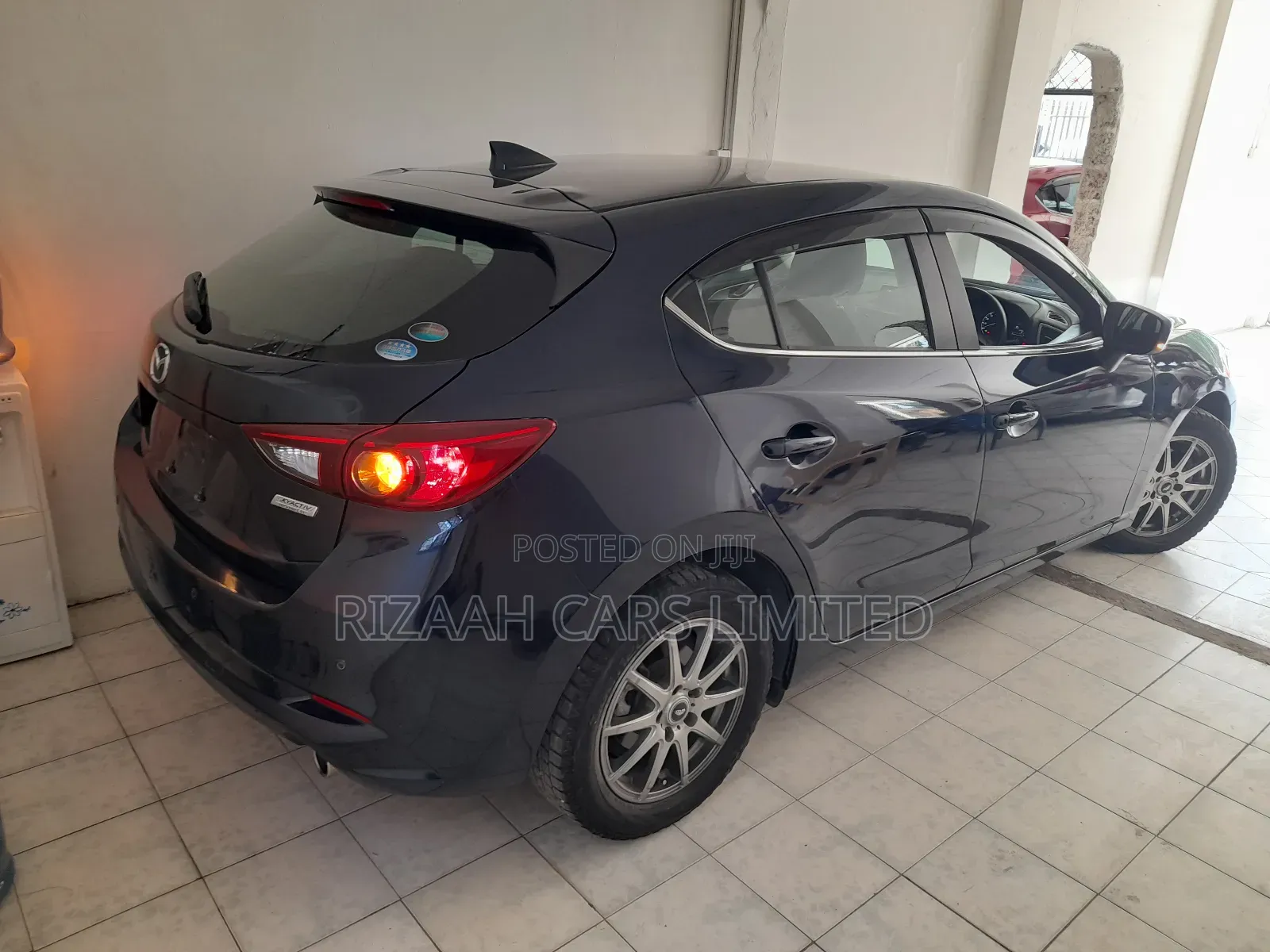 Mazda Axela 2018 Blue