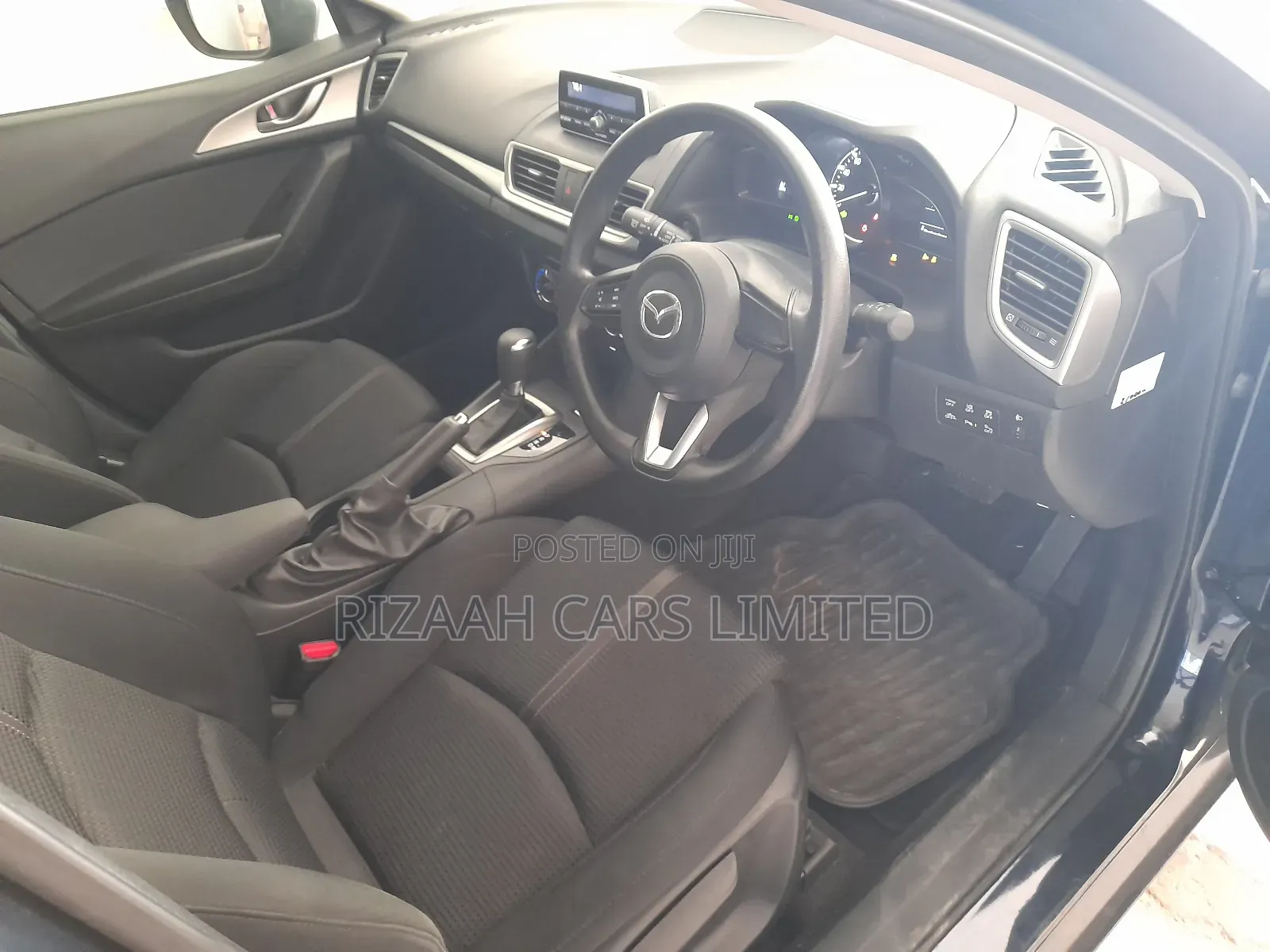 Mazda Axela 2018 Blue