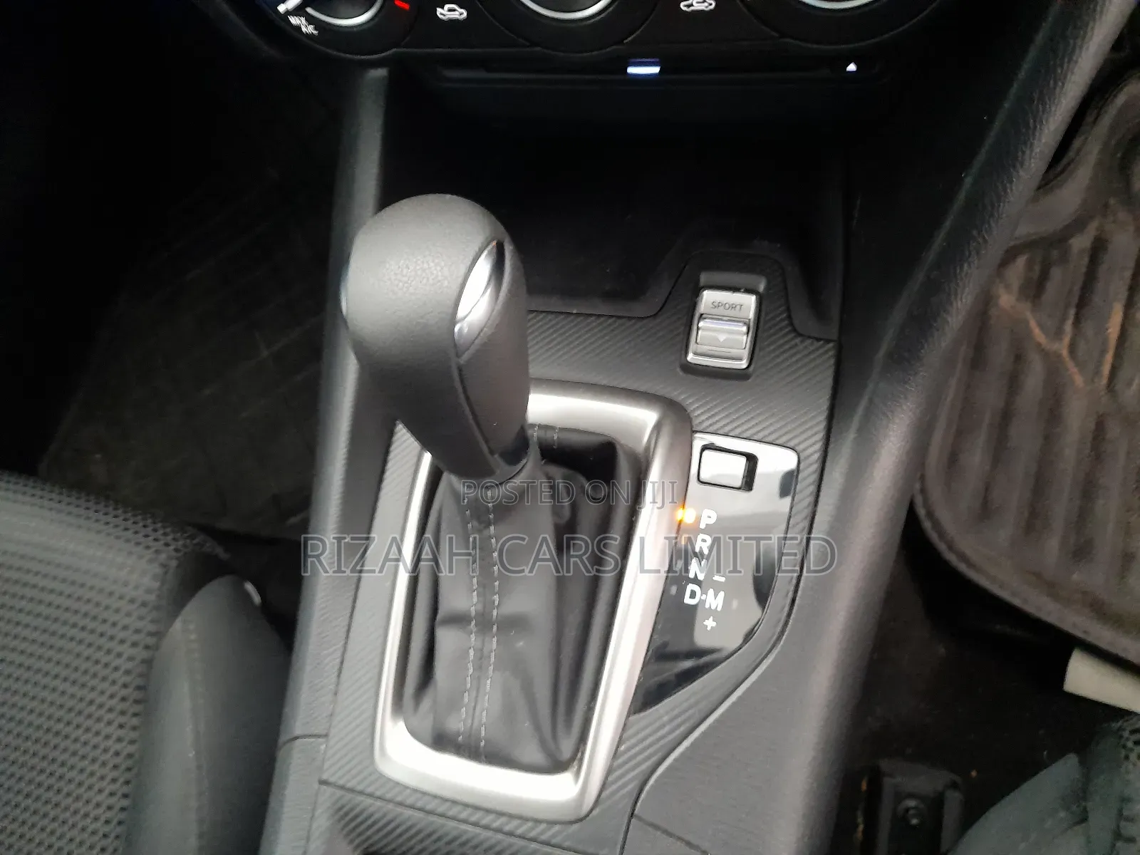 Mazda Axela 2018 Blue